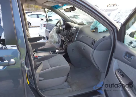 2006 Toyota Sienna Le z USA, uszkodzony, nr VIN 5TDZA23CX6S479314